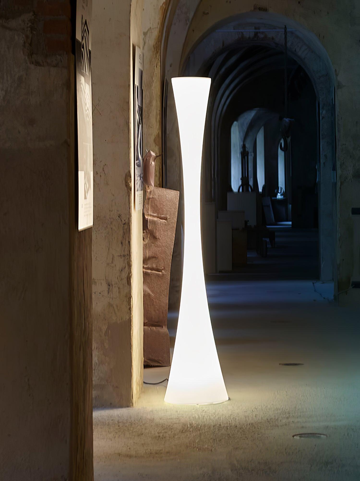 Biconica Pol Floor Lamp - Blowlighting