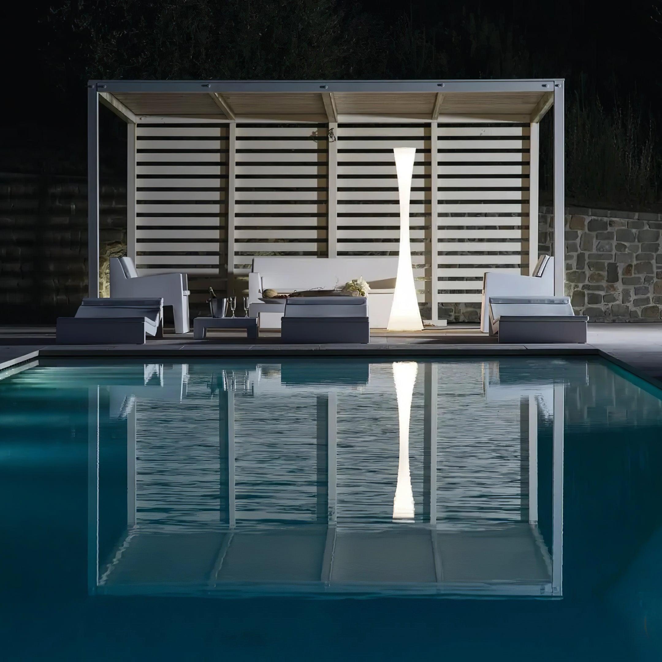 Biconica Pol Floor Lamp - Blowlighting