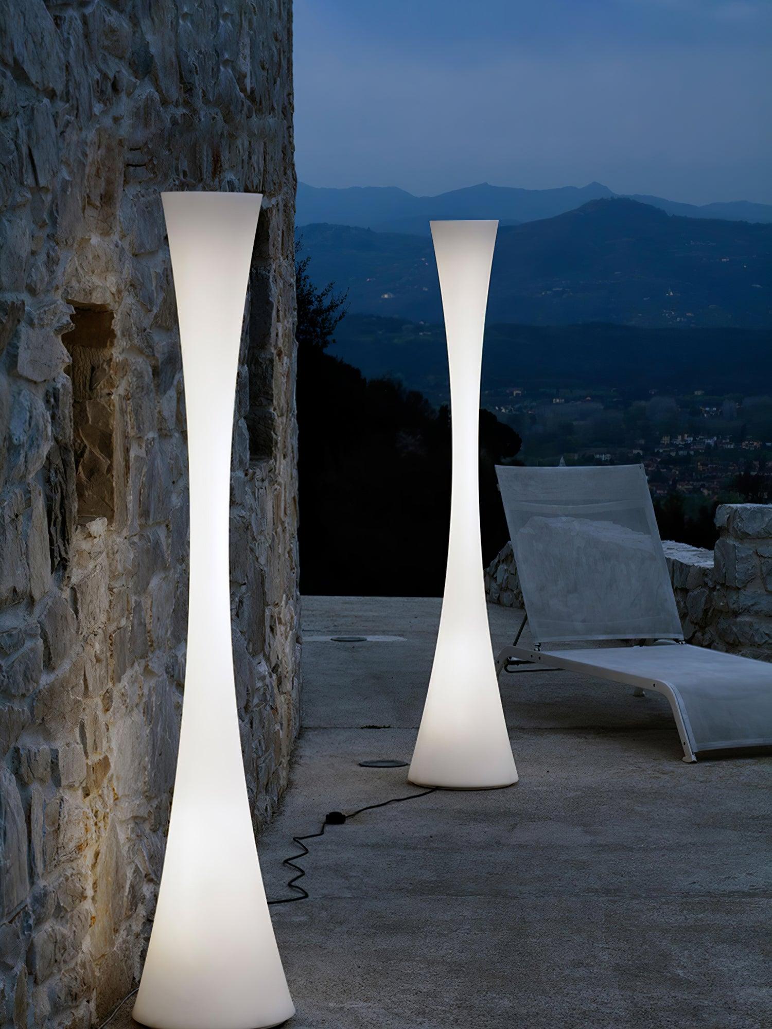 Biconica Pol Floor Lamp - Blowlighting