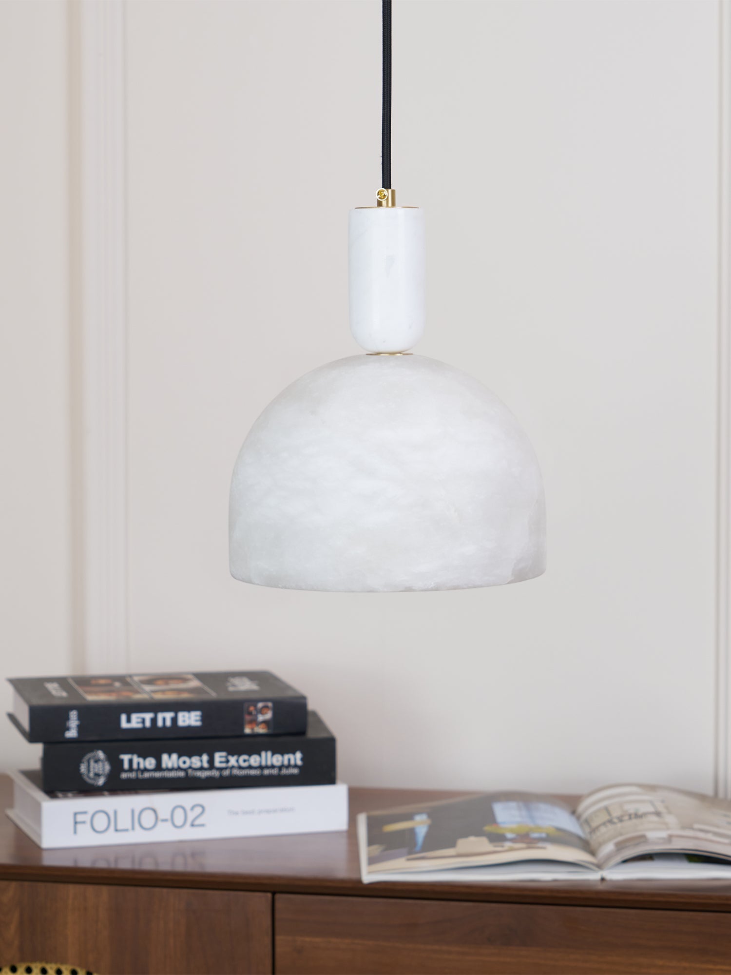 Culiror Minimalist Alabaster Pendant Light - Blowlighting