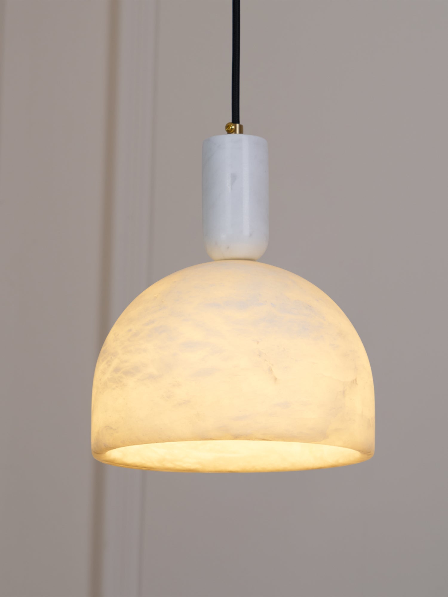 Culiror Minimalist Alabaster Pendant Light - Blowlighting