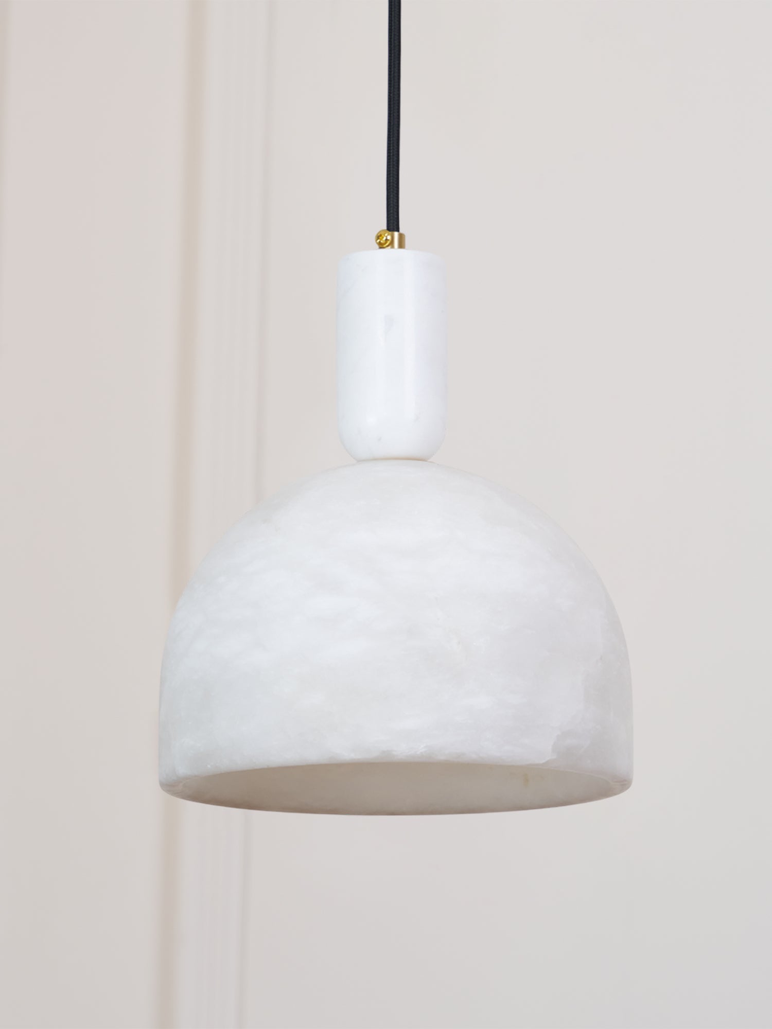 Culiror Minimalist Alabaster Pendant Light - Blowlighting