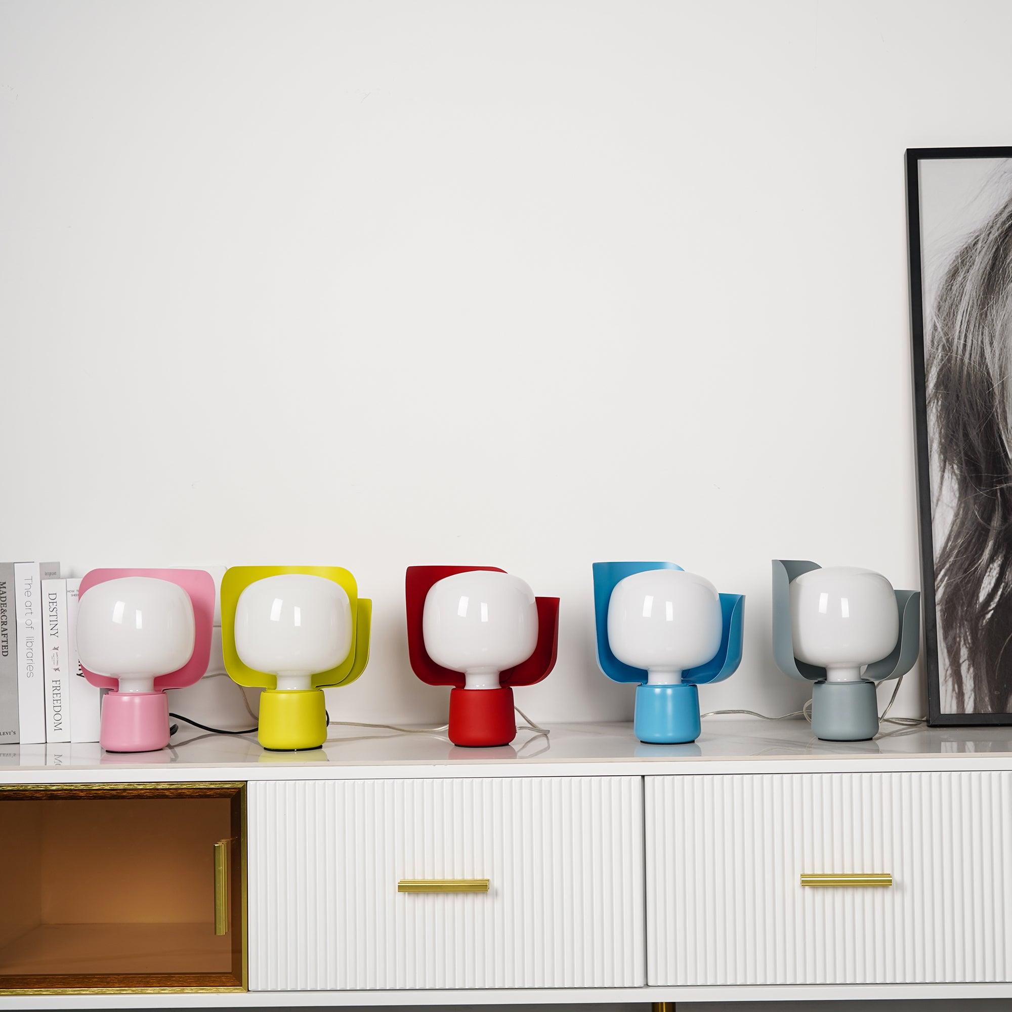 Petals Glass Table Lamp - Blowlighting