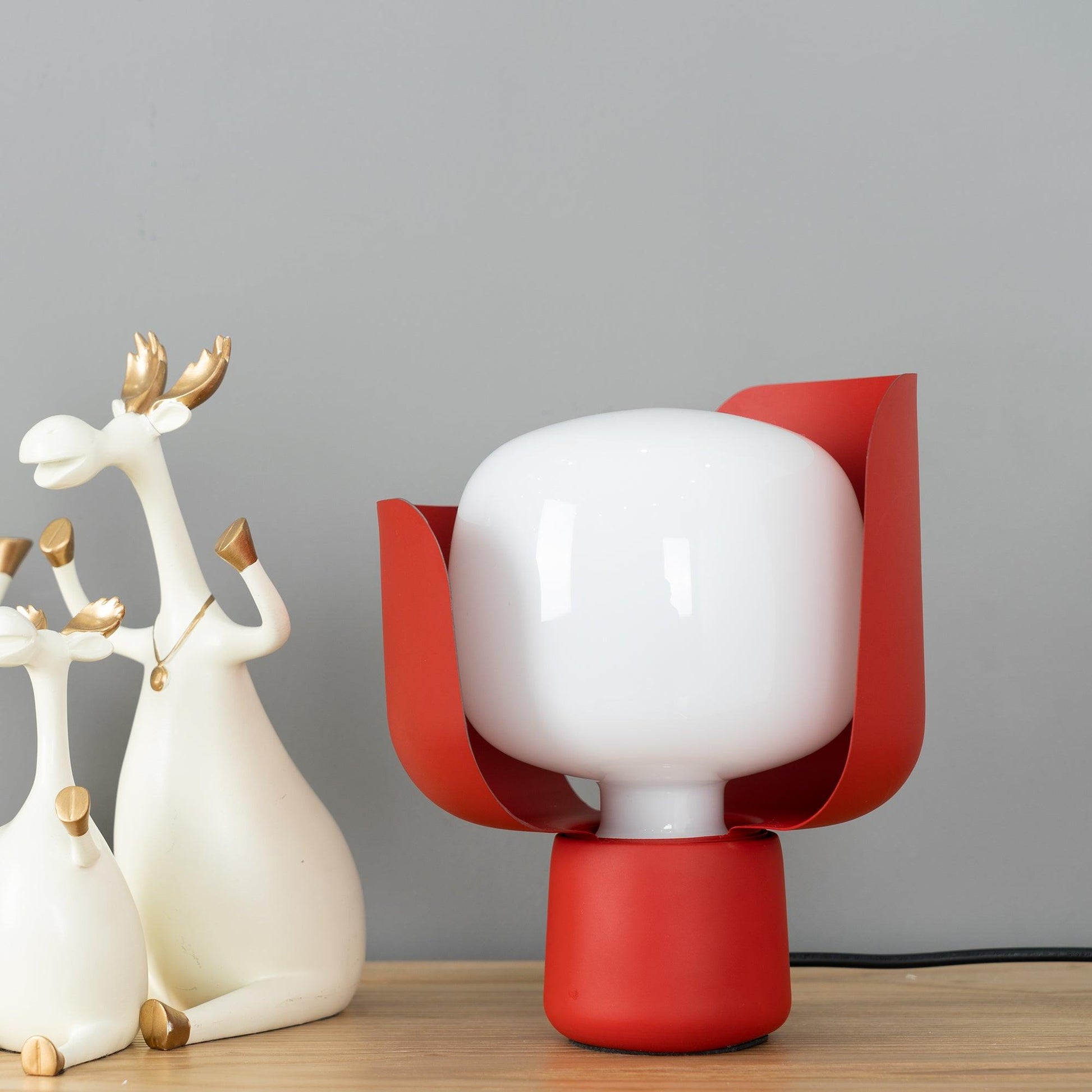 Petals Glass Table Lamp - Blowlighting