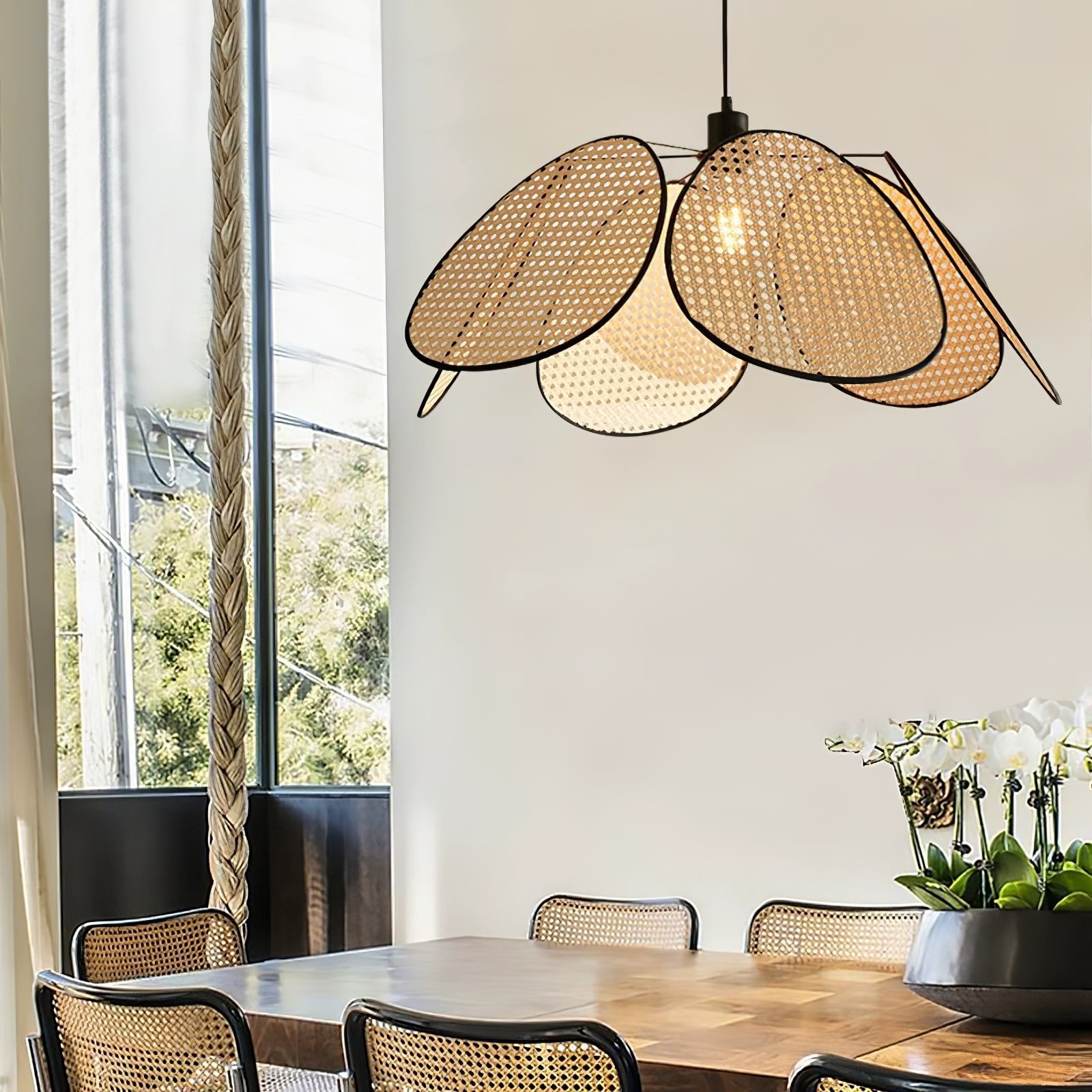 Blossom Petal Pendant Lamp - Blowlighting