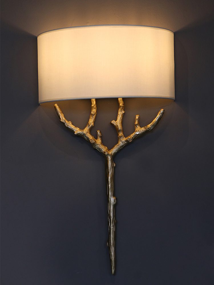 Ceryndir Antler Brass Wall Sconce - Blowlighting