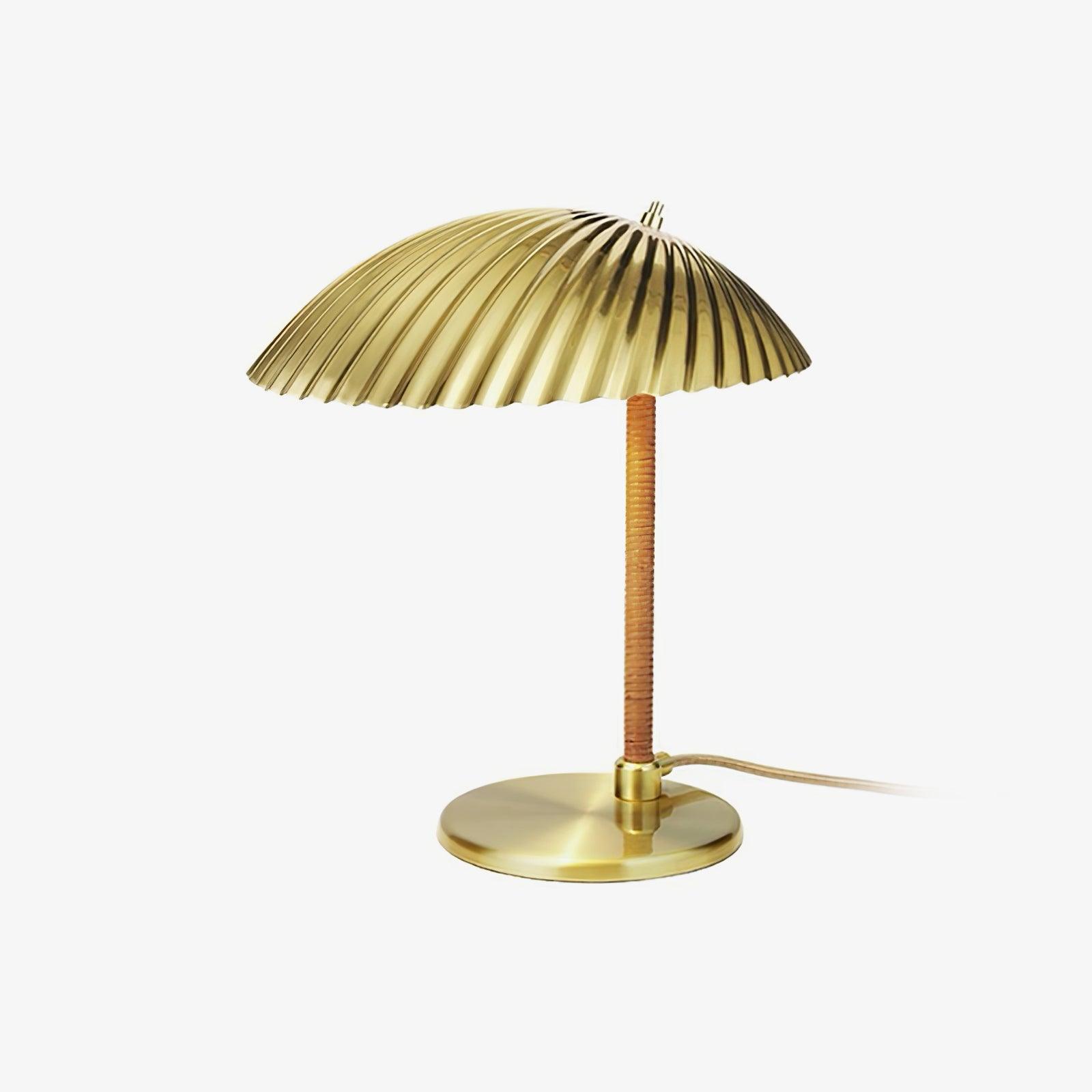 Brass Shell Table Lamp - Blowlighting