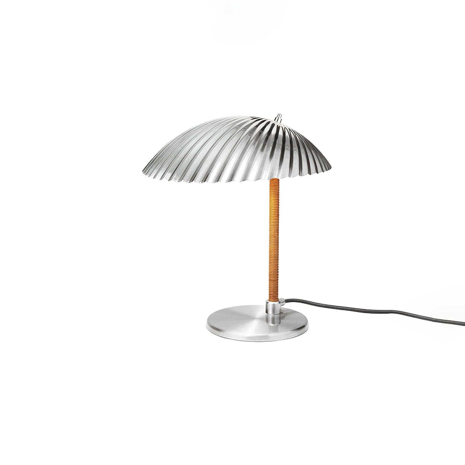 Brass Shell Table Lamp - Blowlighting