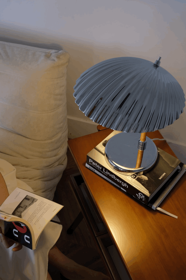 Brass Shell Table Lamp - Blowlighting