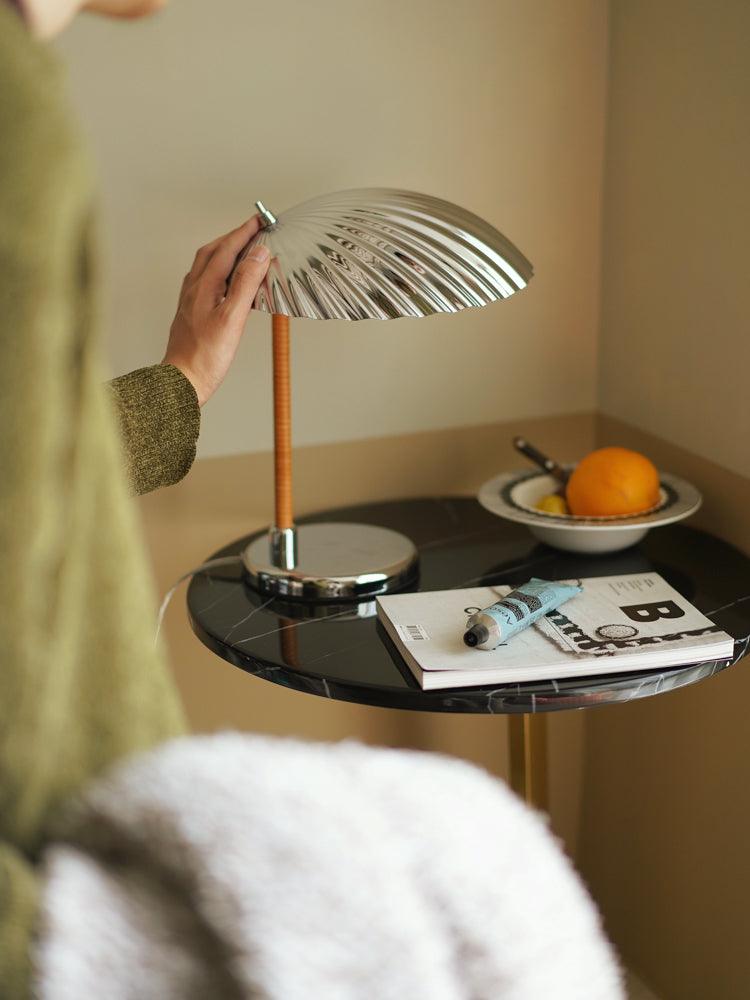 Brass Shell Table Lamp - Blowlighting