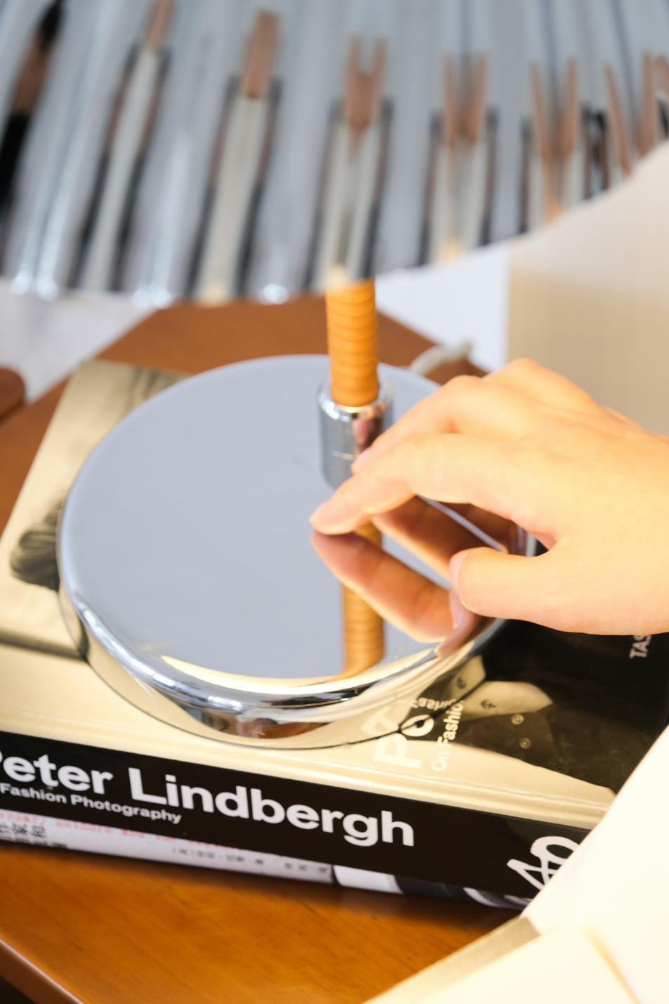 Brass Shell Table Lamp - Blowlighting