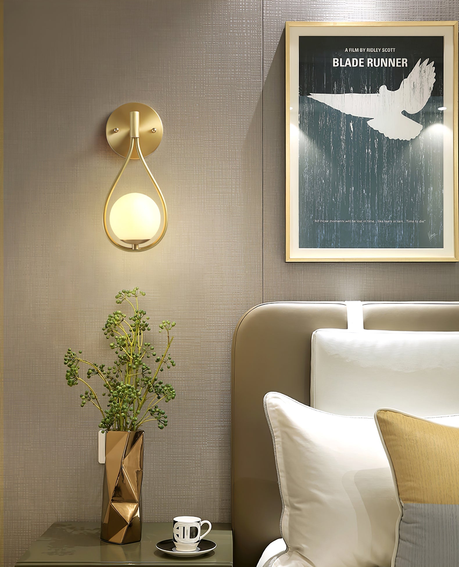 Brass Vanity Wall Lamp - Blowlighting