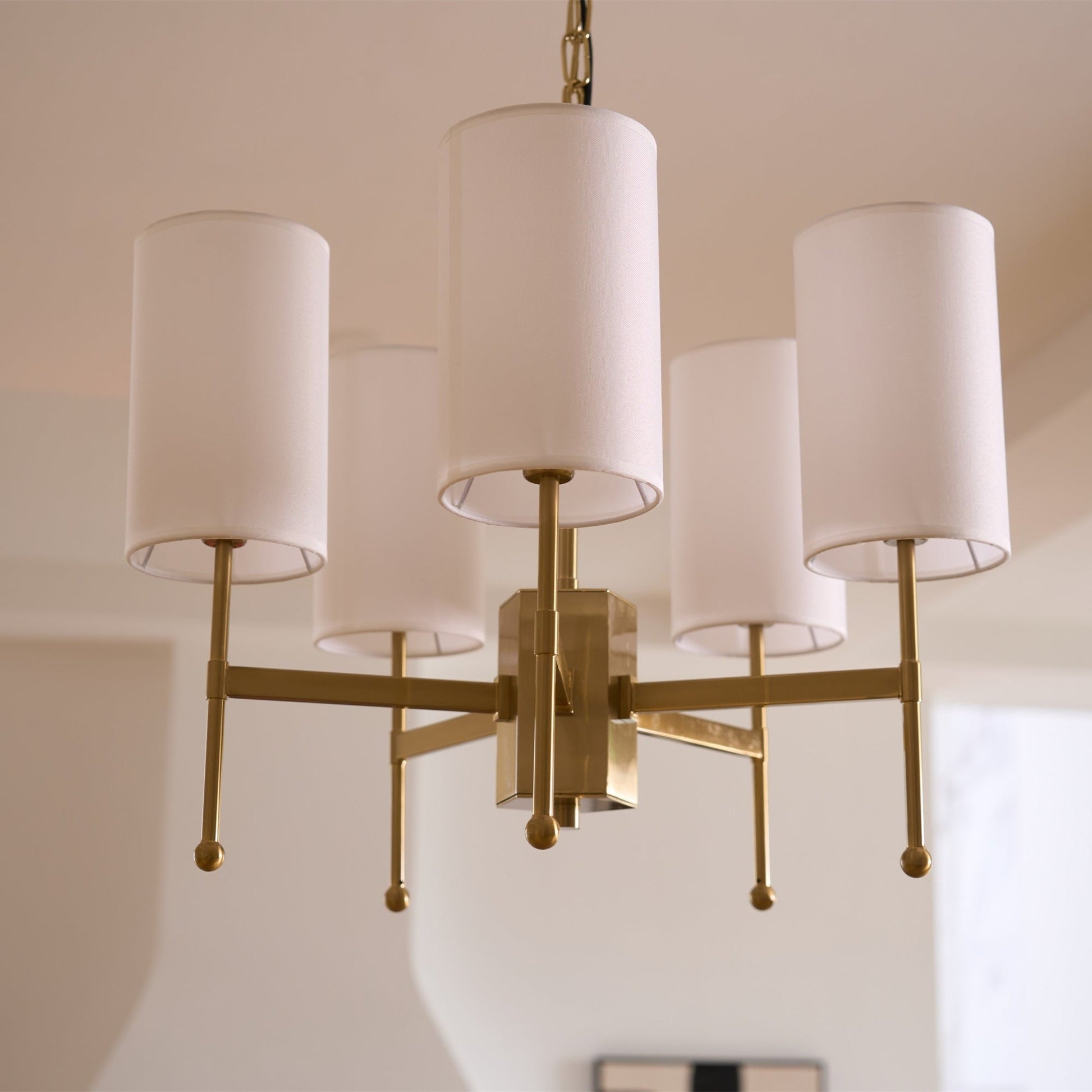 Brilliancess Brass Chandelier - Blowlighting