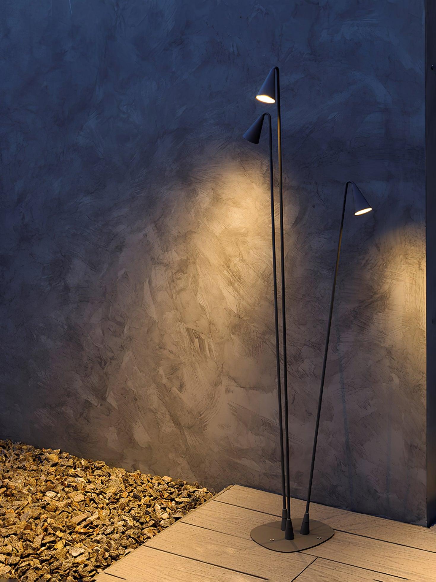 Bellflower Outdoor Floor Lamp - Blowlighting