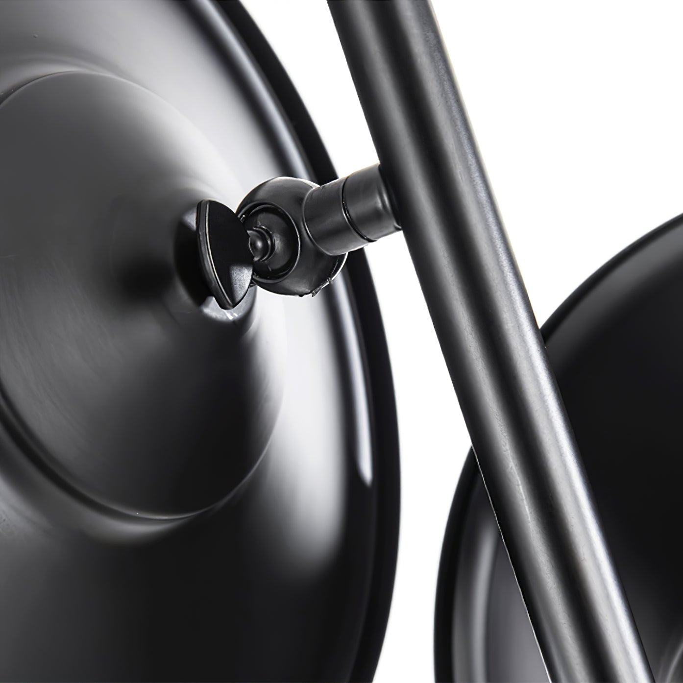 Bulat Floor Lamp - Blowlighting