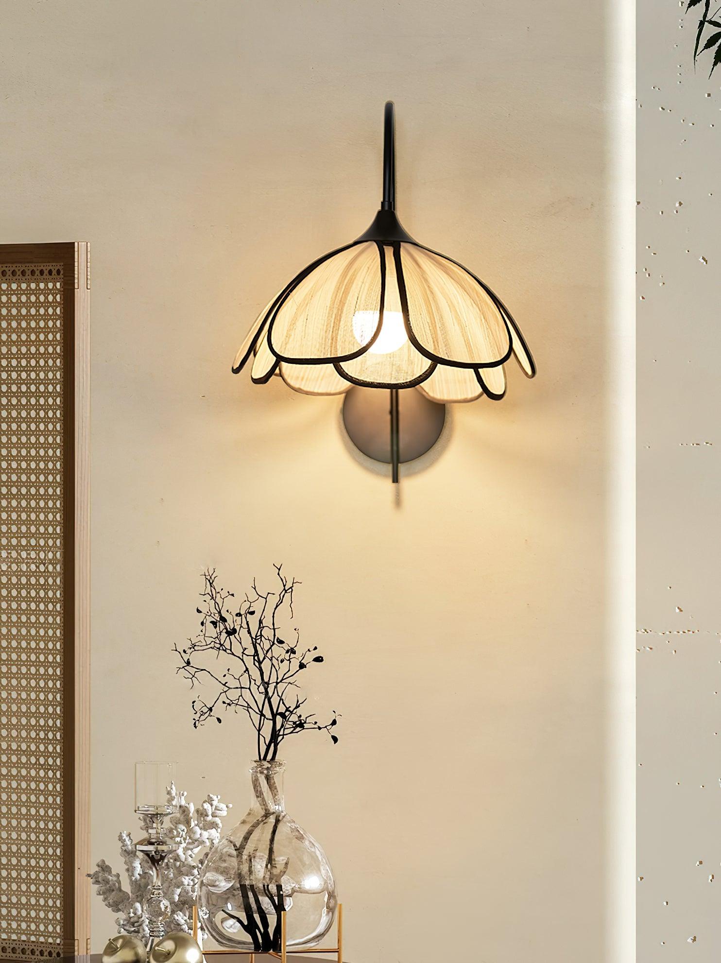 Burnt Petal Wall Lamp - Blowlighting