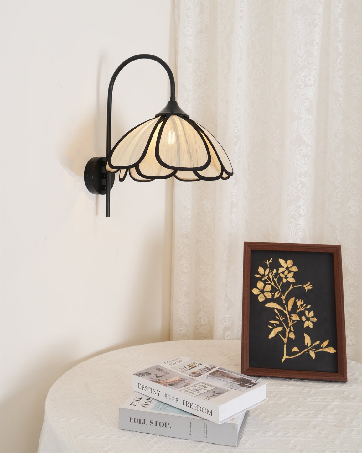 Burnt Petal Wall Lamp - Blowlighting
