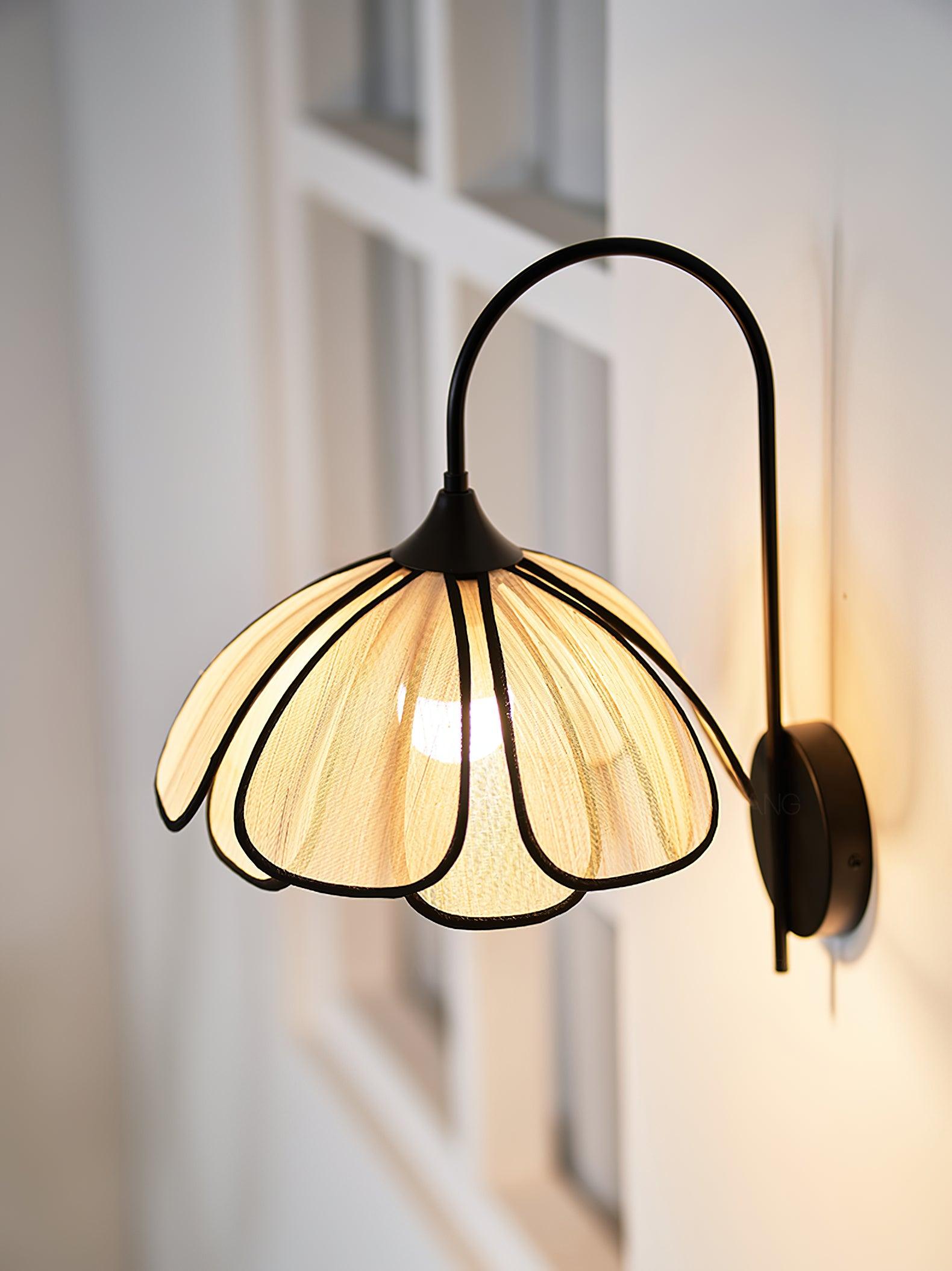 Burnt Petal Wall Lamp - Blowlighting