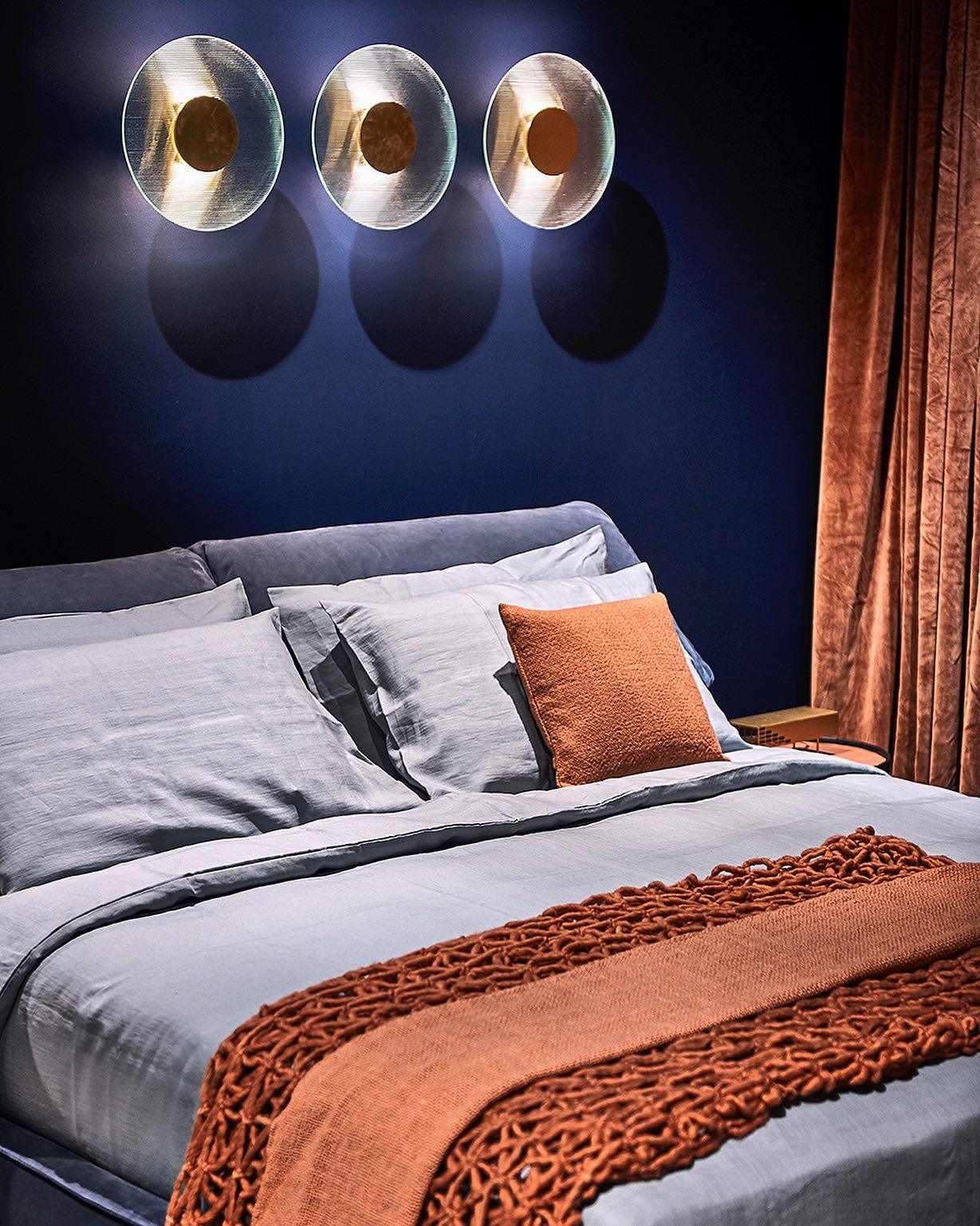 Button Wall Lamp - Blowlighting