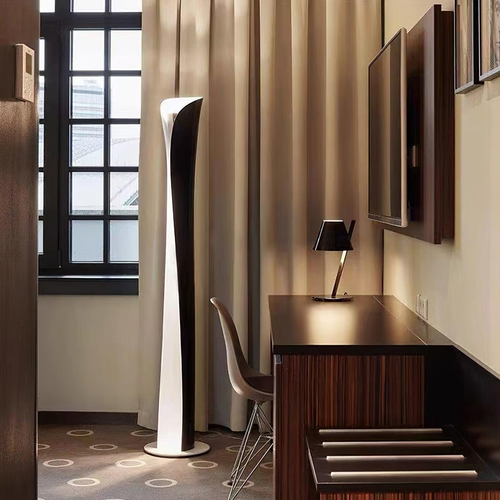 Cadmo Floor Lamp - Blowlighting