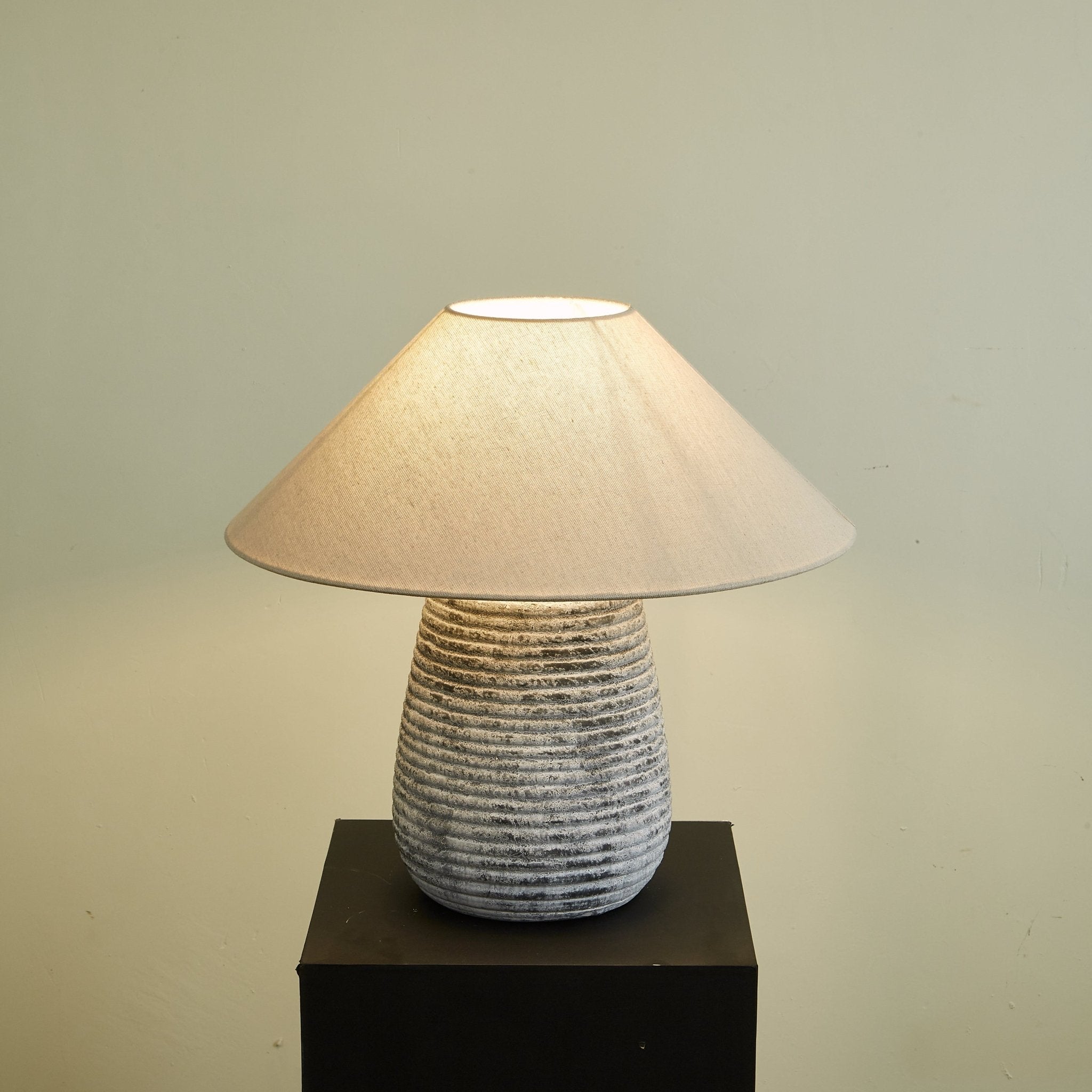 Callisto Ribbed Ceramic Table Lamp - Blowlighting