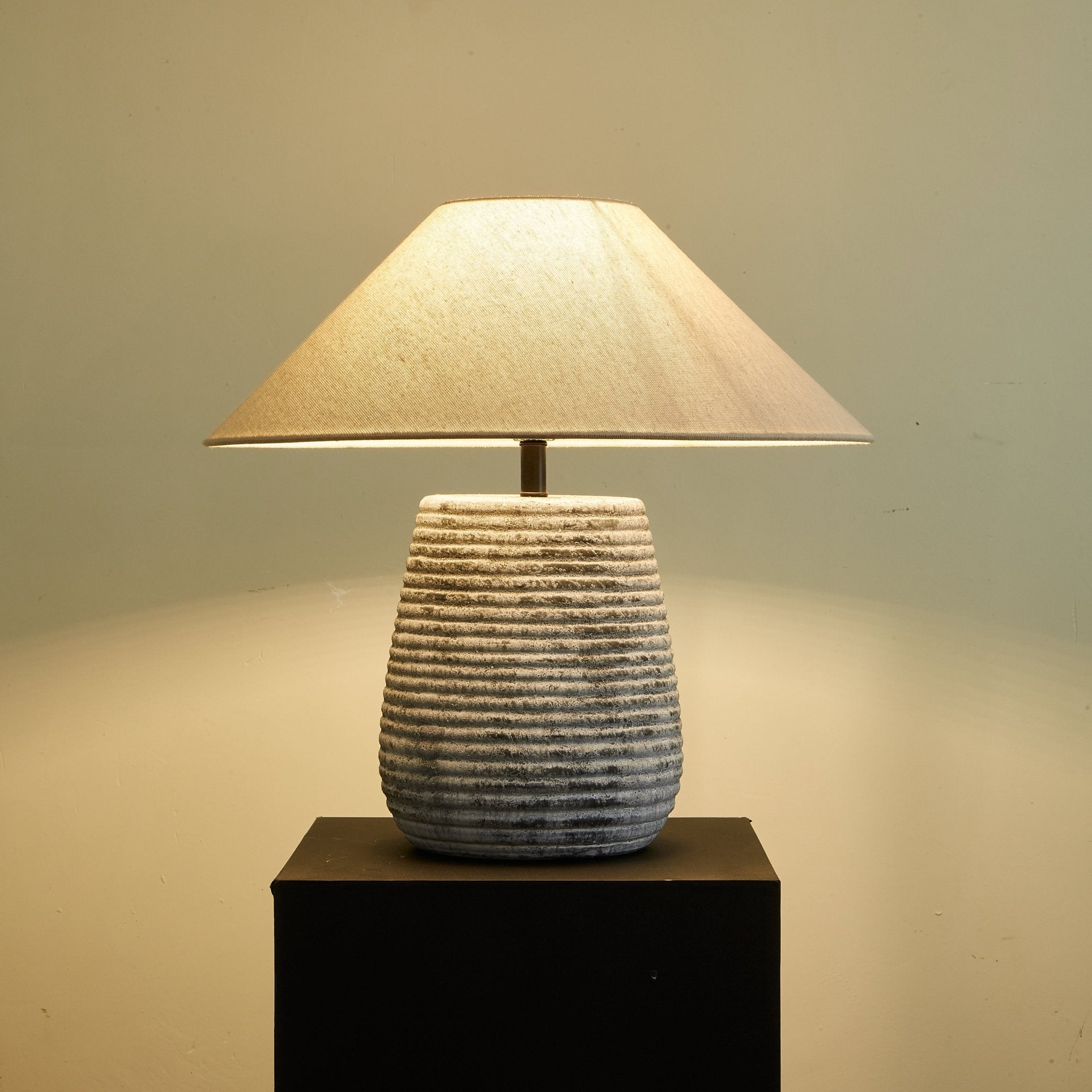 Callisto Ribbed Ceramic Table Lamp - Blowlighting