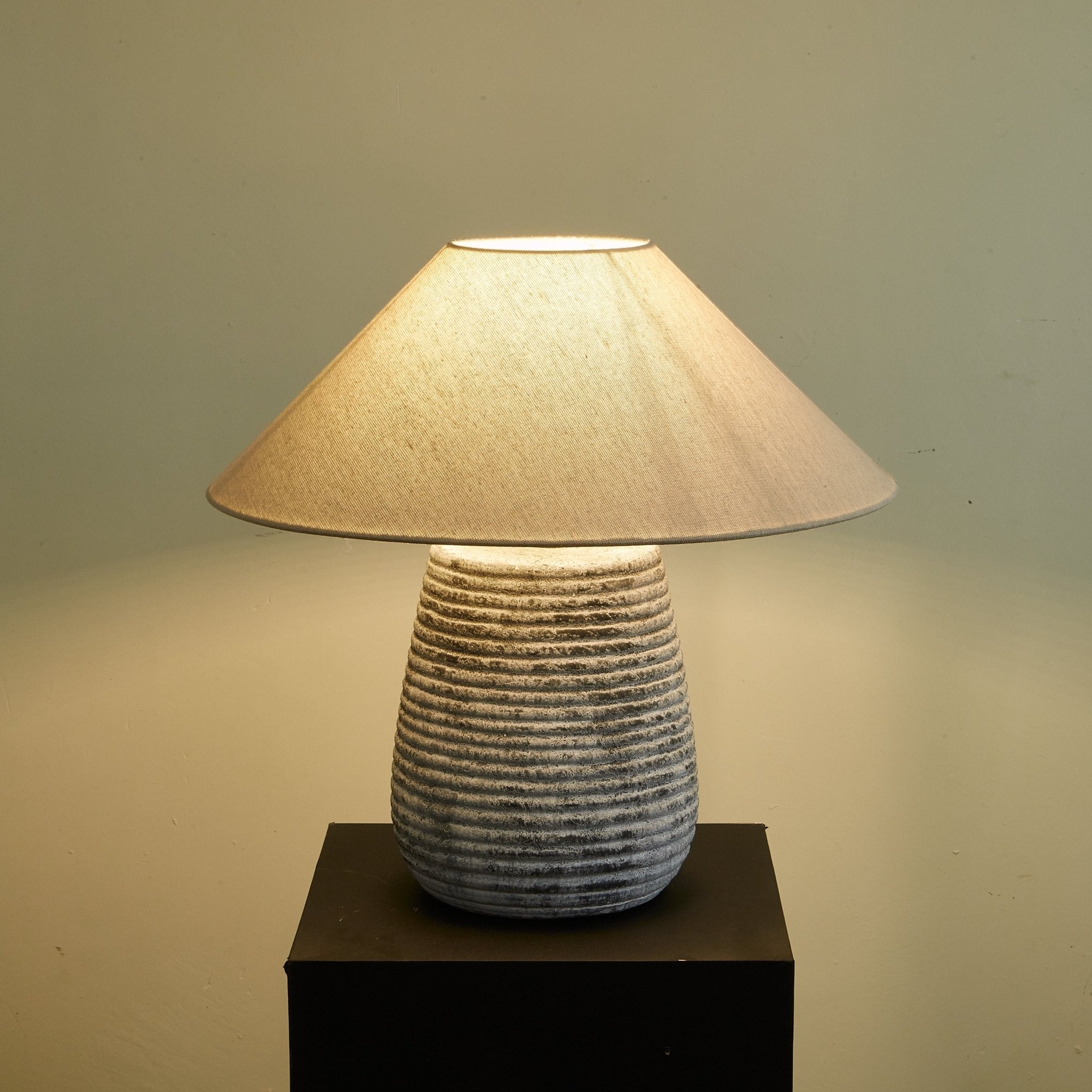 Callisto Ribbed Ceramic Table Lamp - Blowlighting