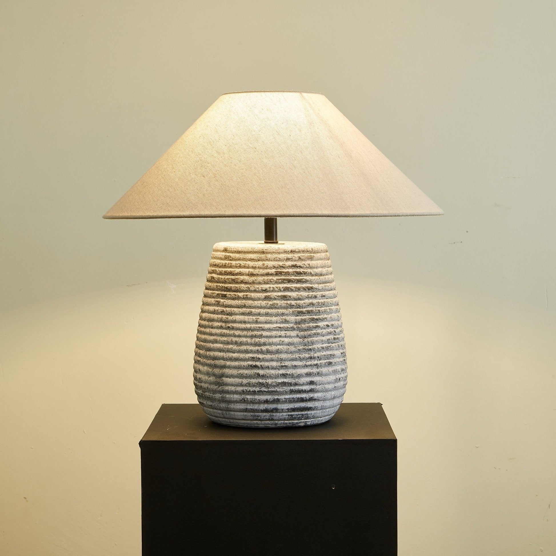 Callisto Ribbed Ceramic Table Lamp - Blowlighting