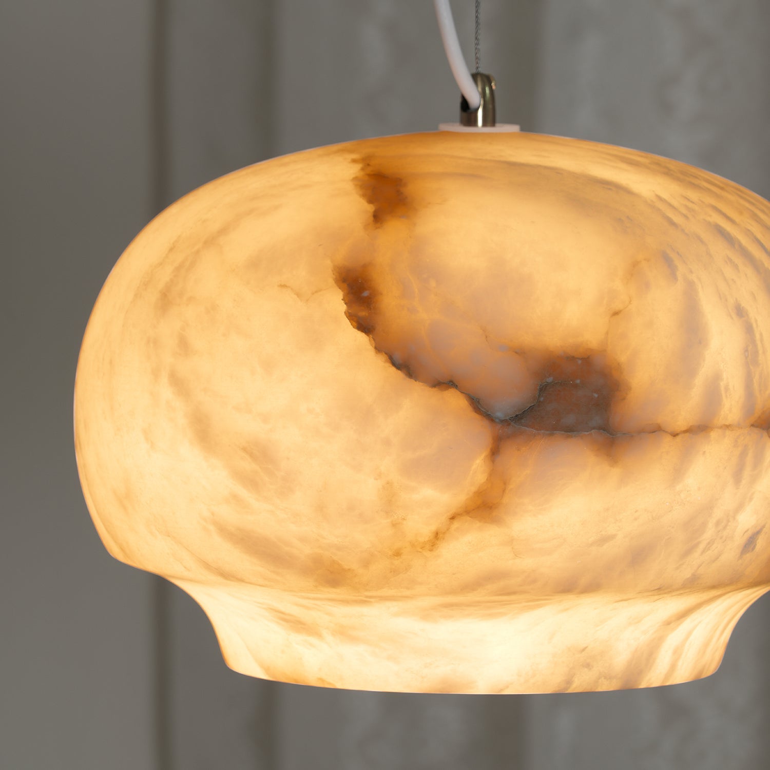 Thalia Minimalist Alabaster Pendant Light - Blowlighting
