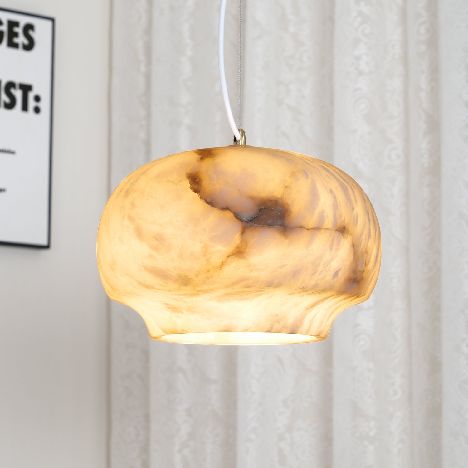 Thalia Minimalist Alabaster Pendant Light - Blowlighting