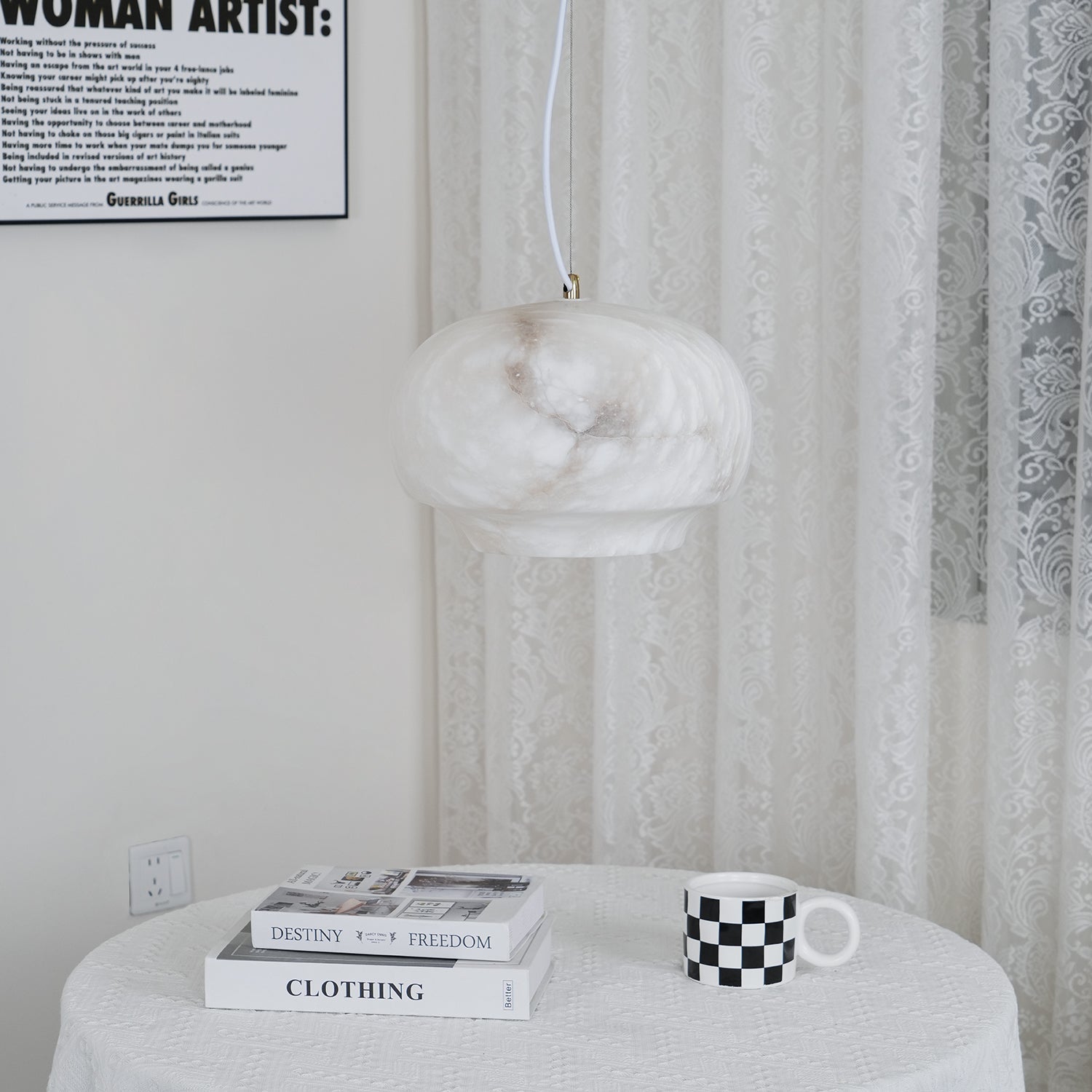 Thalia Minimalist Alabaster Pendant Light - Blowlighting