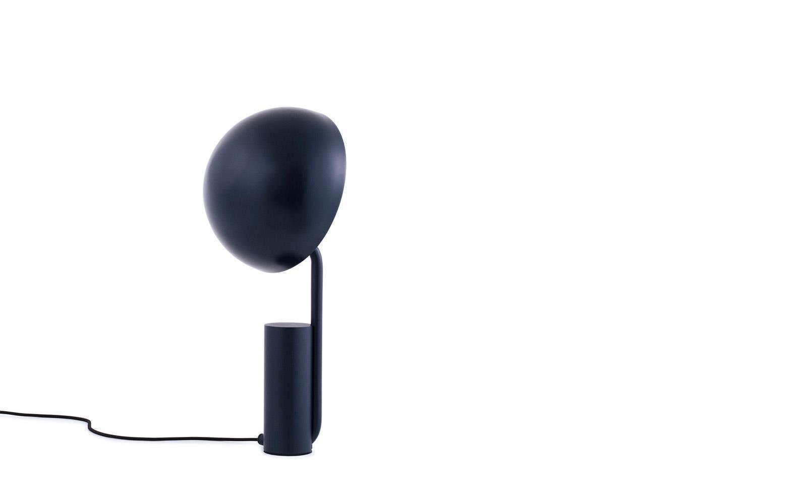 Cap Table Lamp - Blowlighting