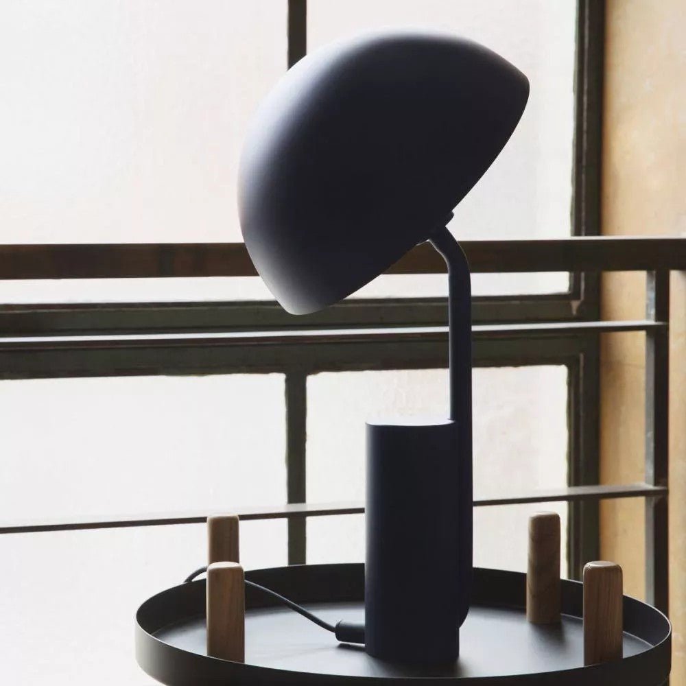 Cap Table Lamp - Blowlighting