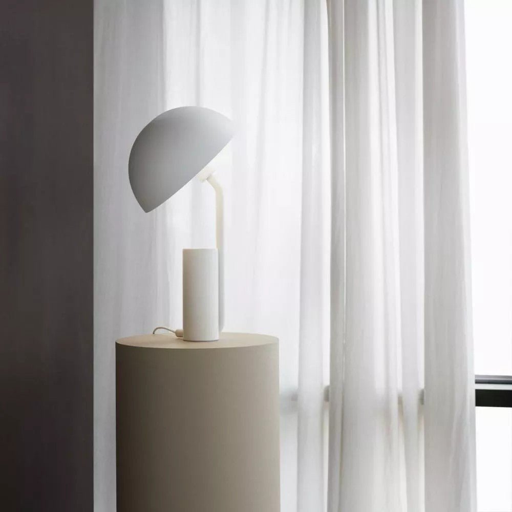 Cap Table Lamp - Blowlighting