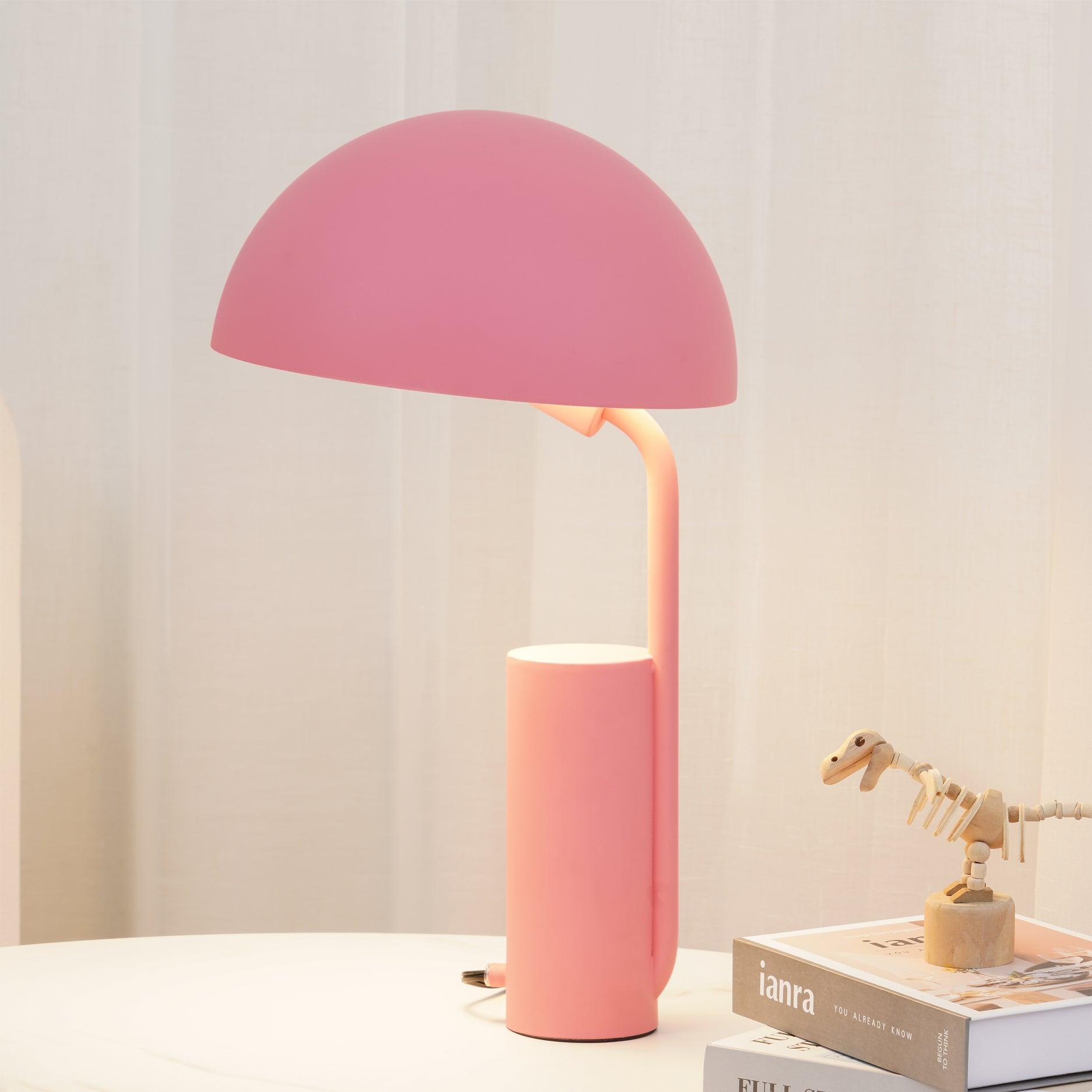Cap Table Lamp - Blowlighting