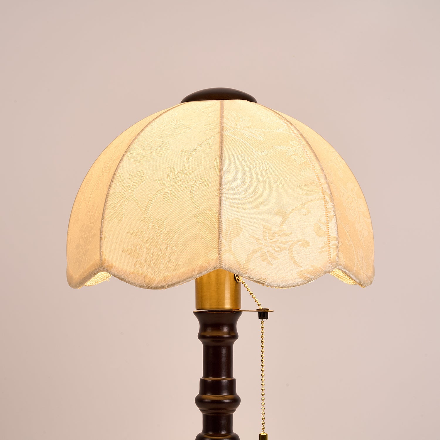 Carina Table Lamp - Blowlighting