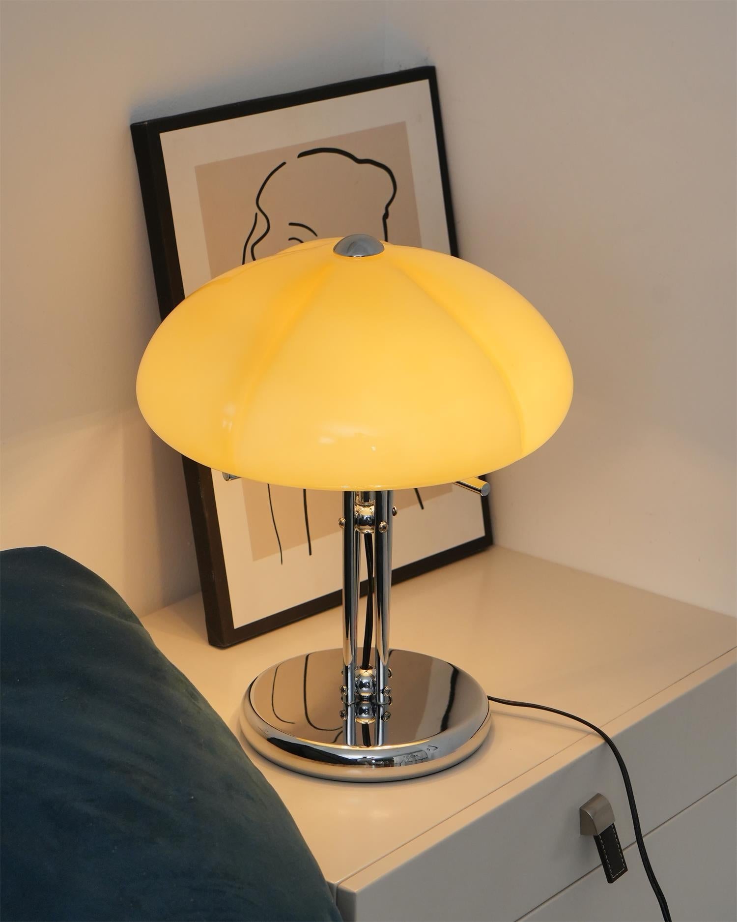 Mushroom Bauhaus Table Lamp - Blowlighting