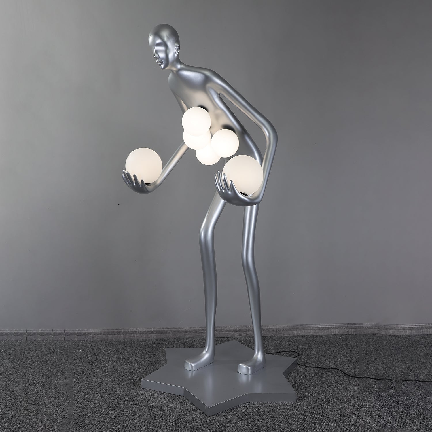 Silvaris Sculptural Metal Floor Lamp - Blowlighting