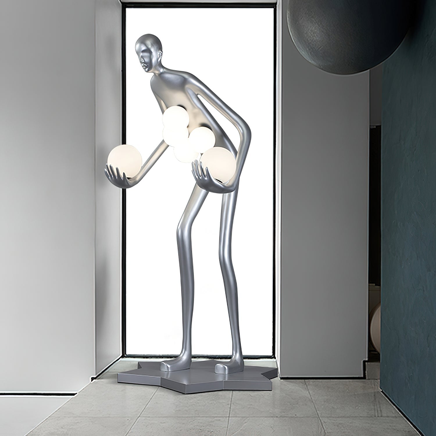 Silvaris Sculptural Metal Floor Lamp - Blowlighting