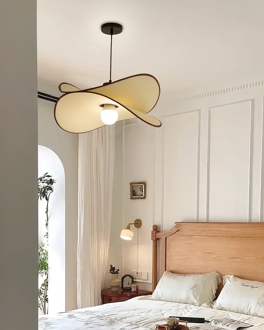 Chloe Pendant Lamp - Blowlighting