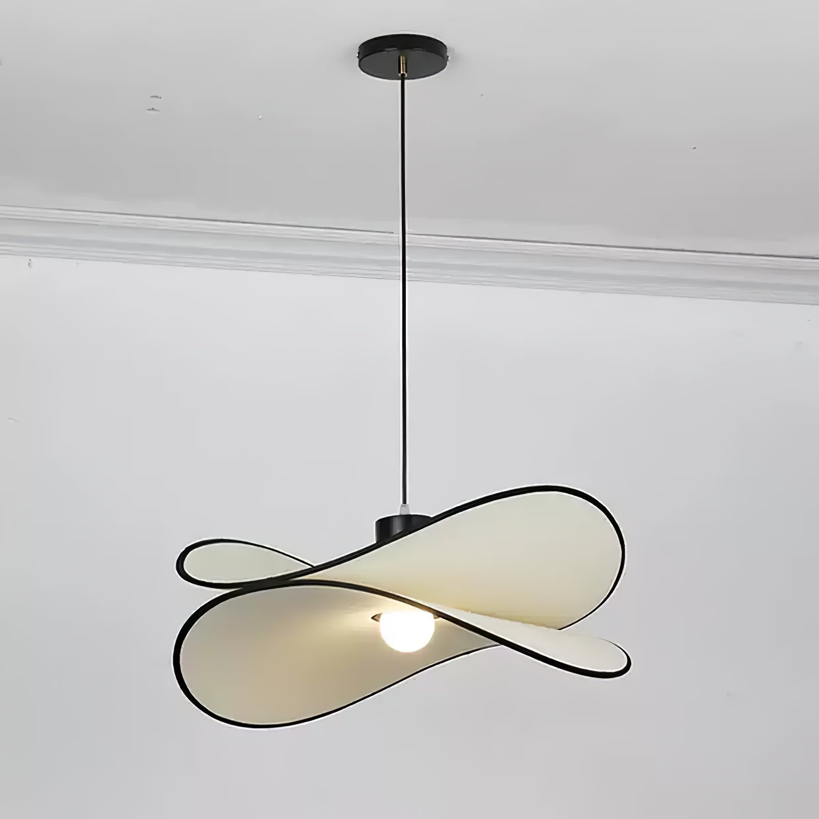 Chloe Pendant Lamp - Blowlighting
