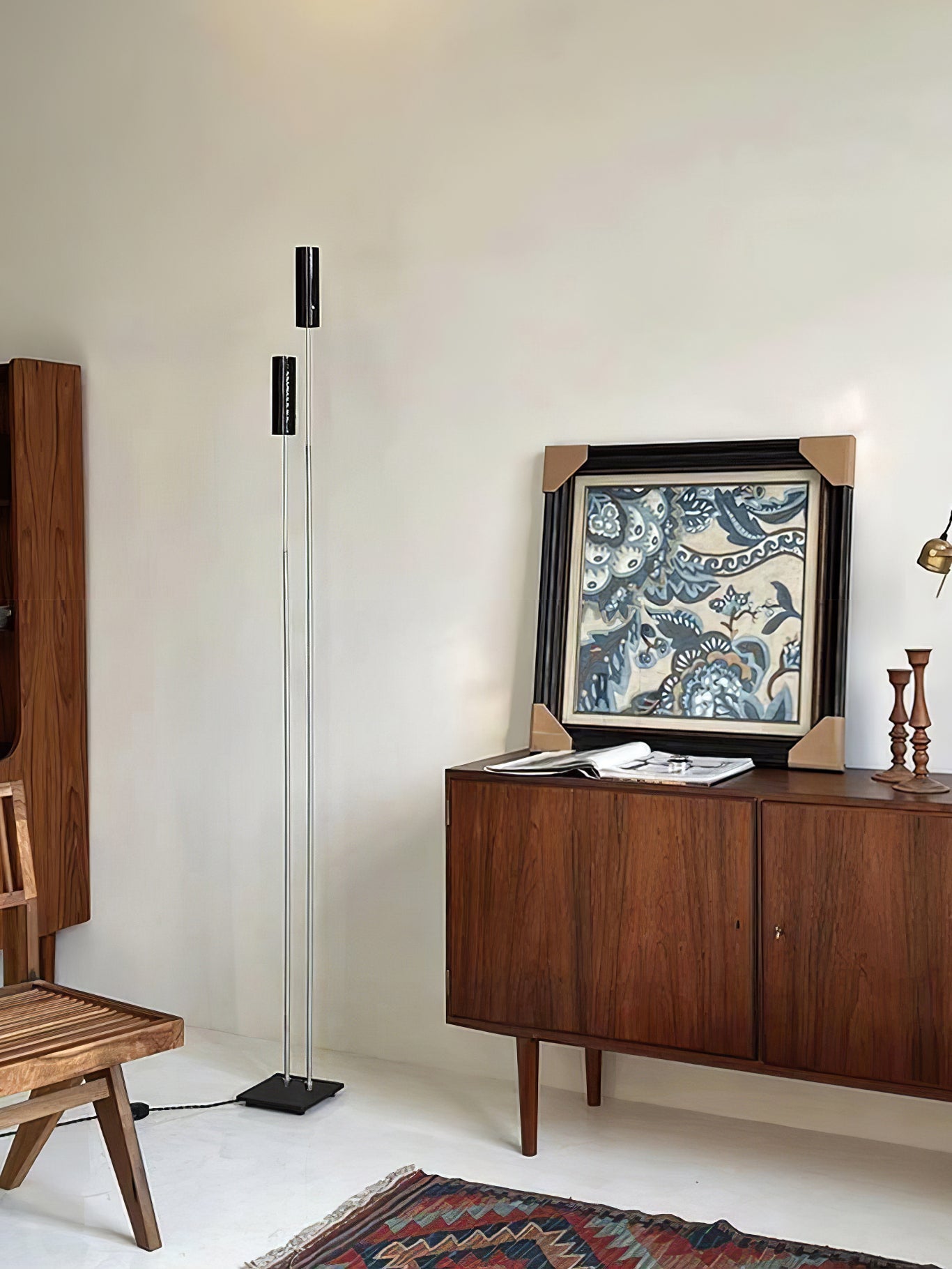 Telum Minimalist Black Floor Lamp - Blowlighting