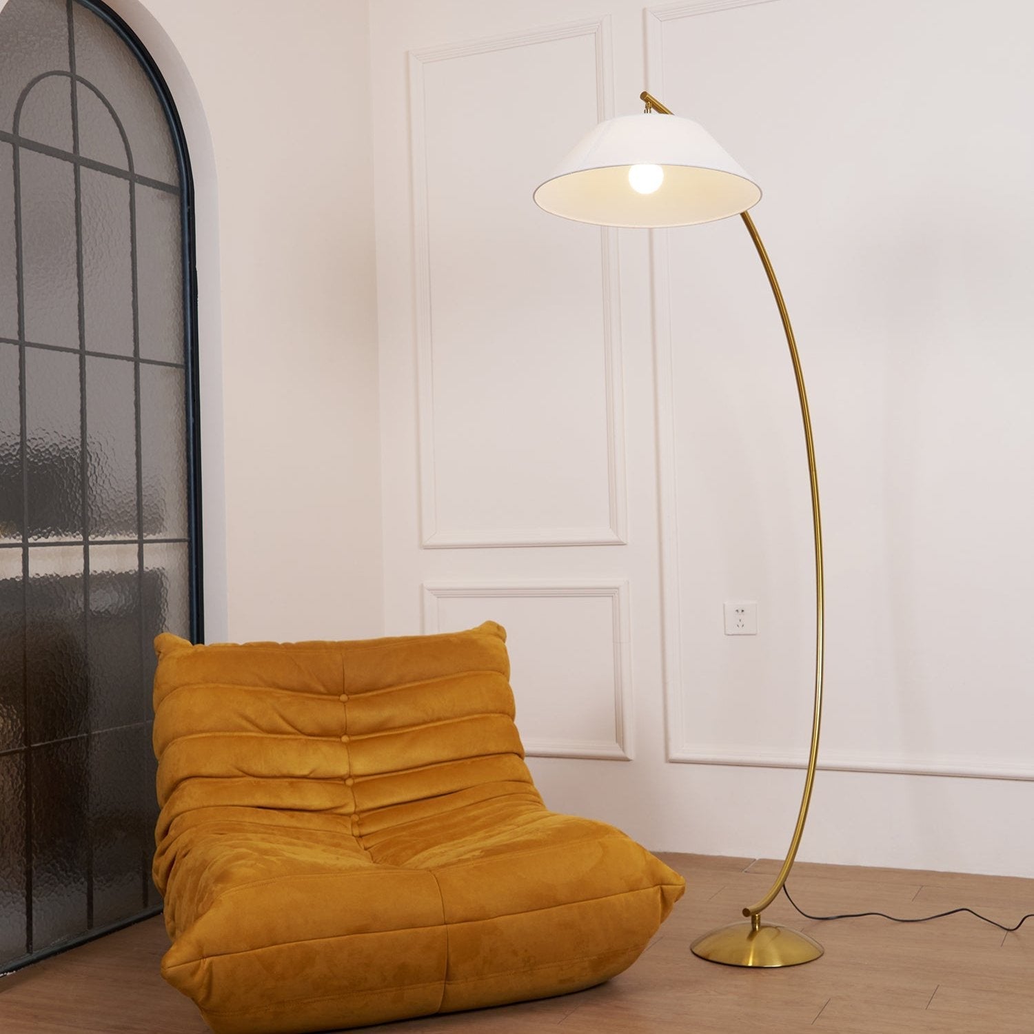 Circo Floor Lamp - Blowlighting