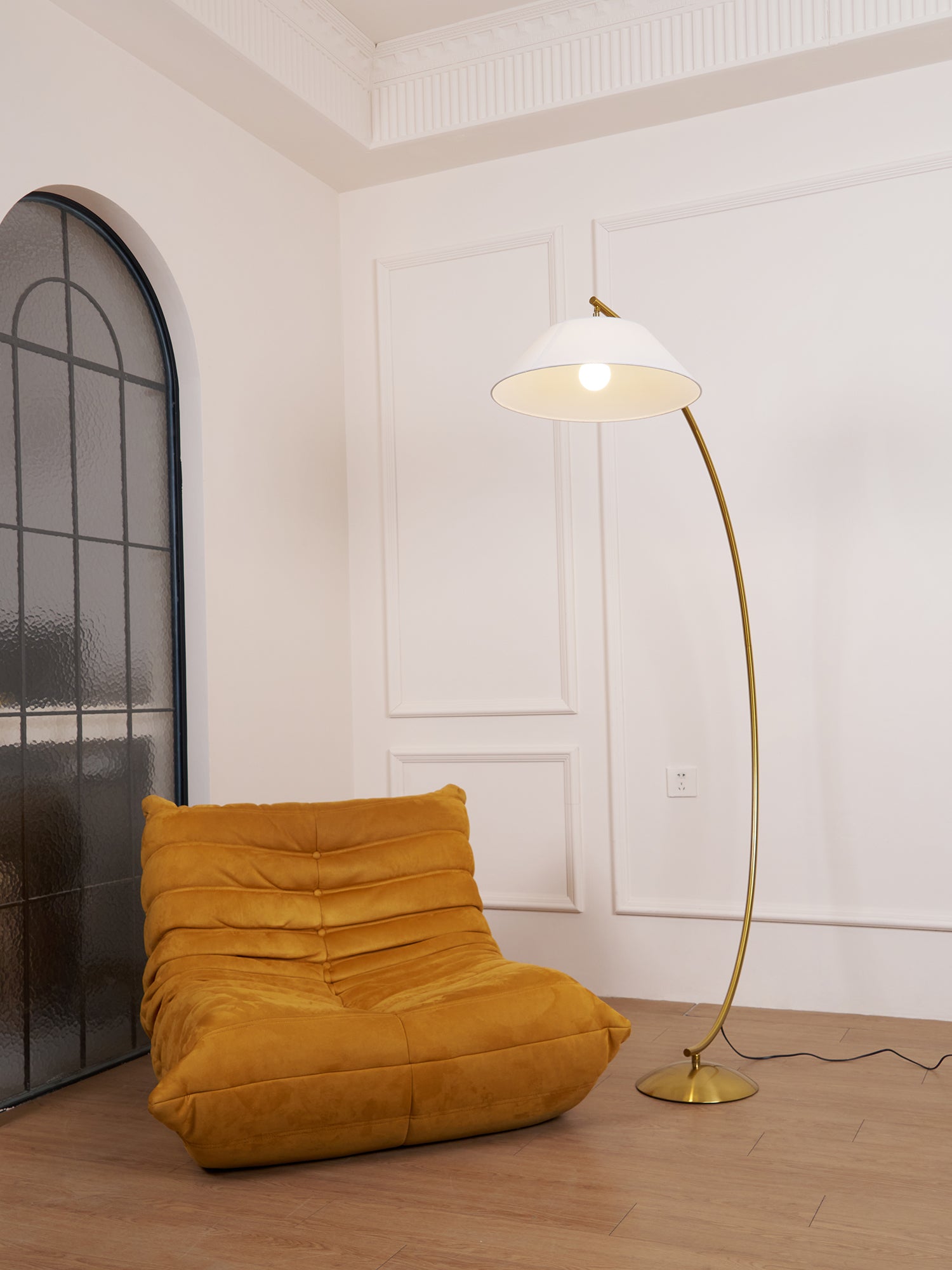 Circo Floor Lamp - Blowlighting