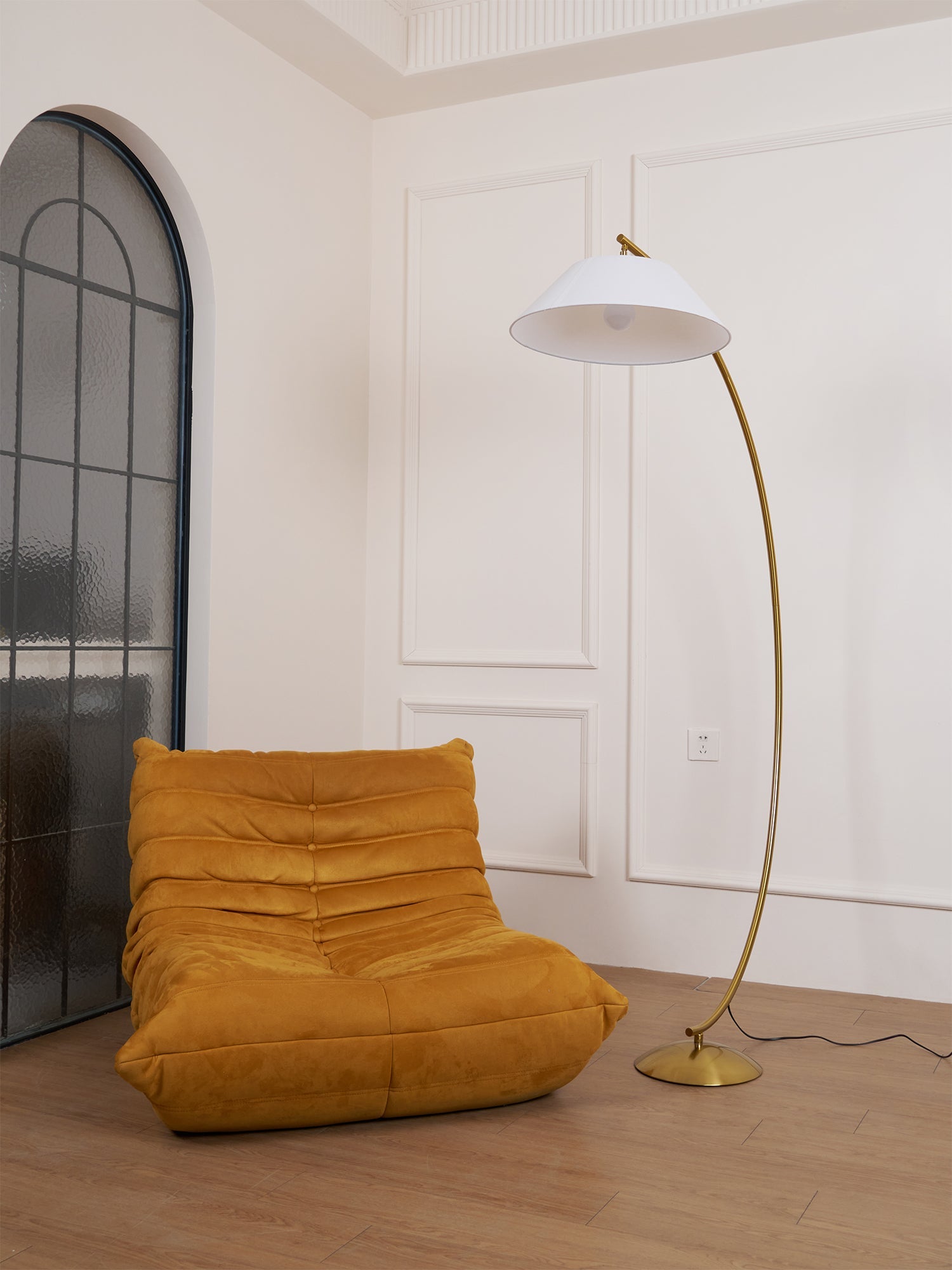 Circo Floor Lamp - Blowlighting