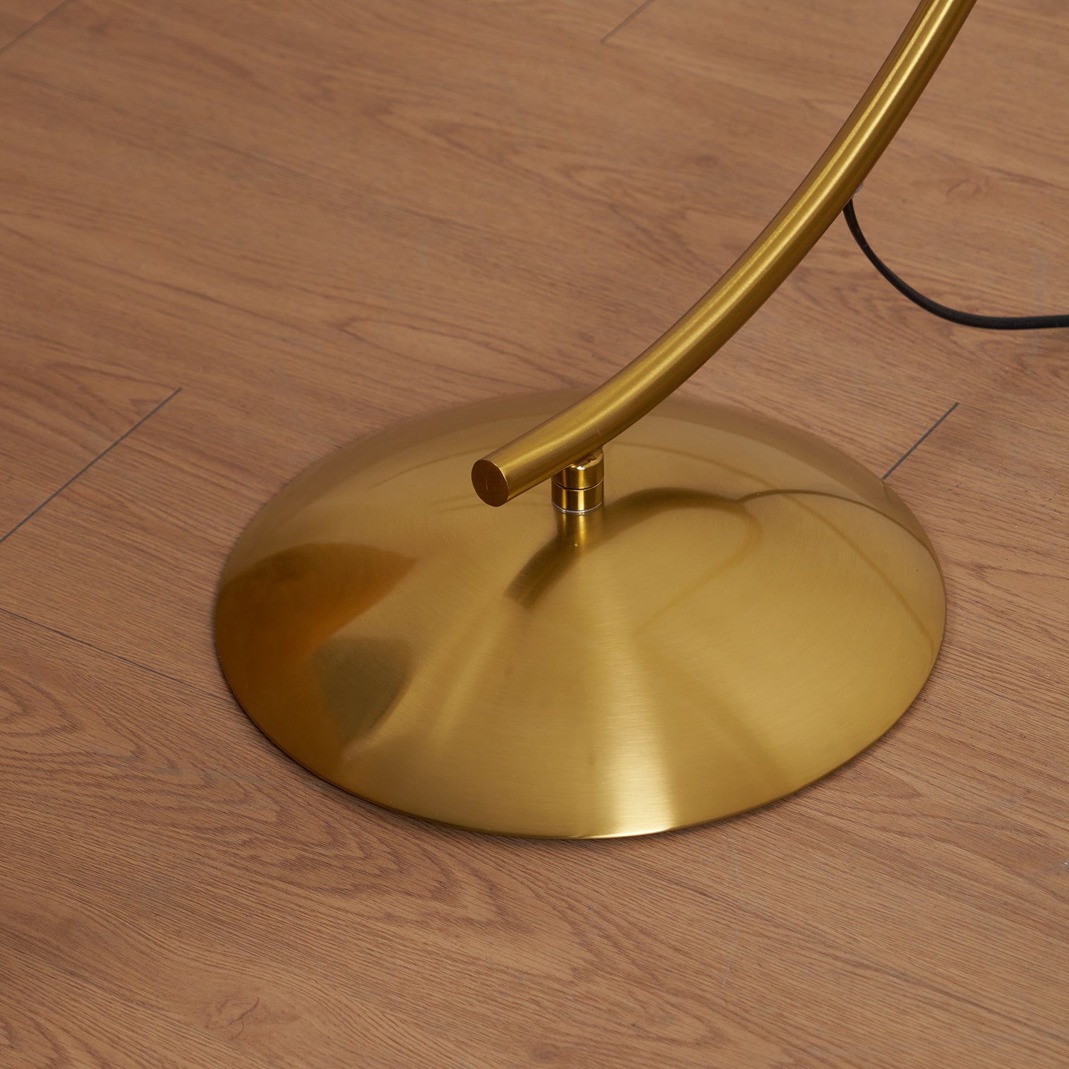 Circo Floor Lamp - Blowlighting