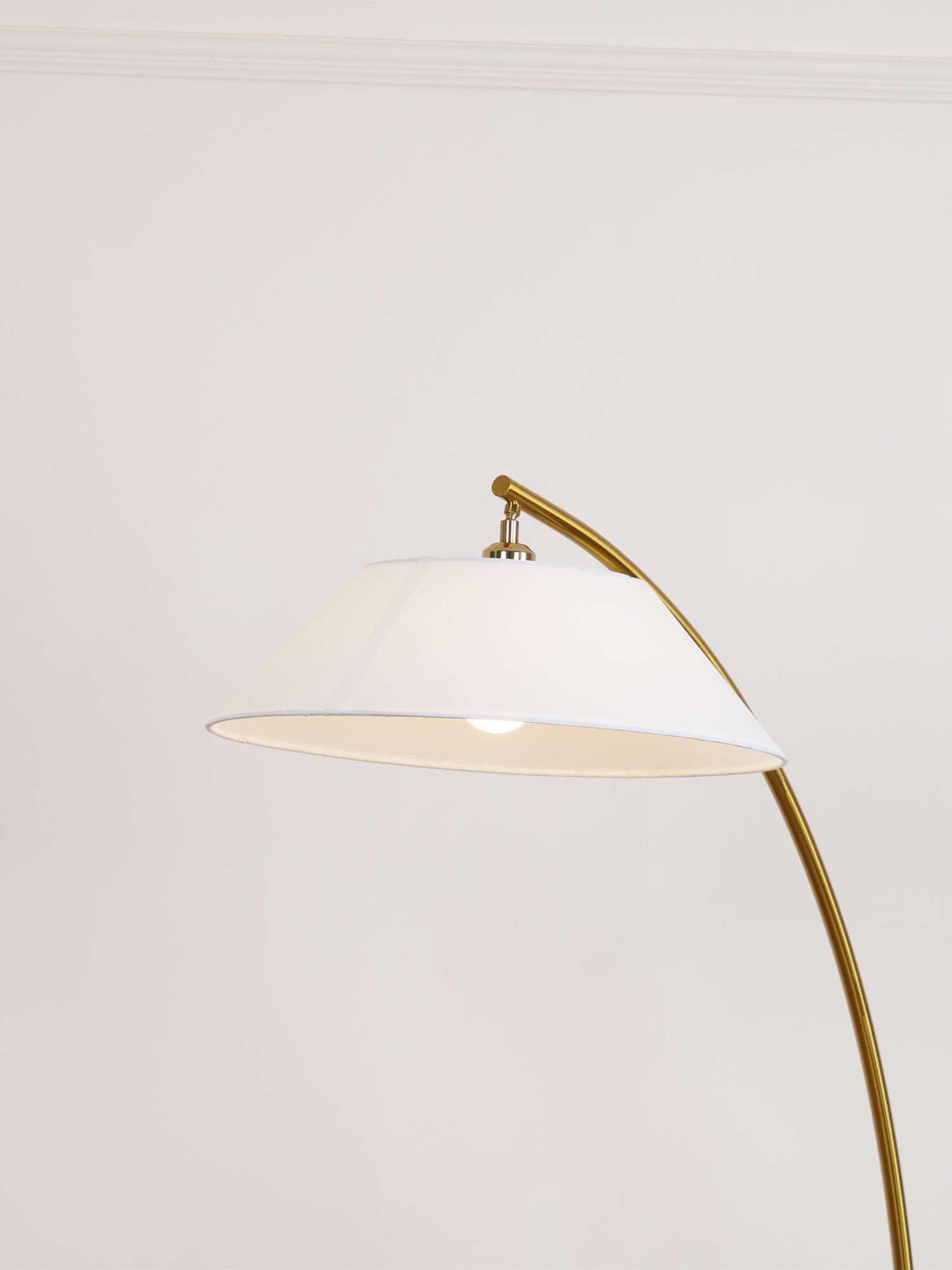 Circo Floor Lamp - Blowlighting
