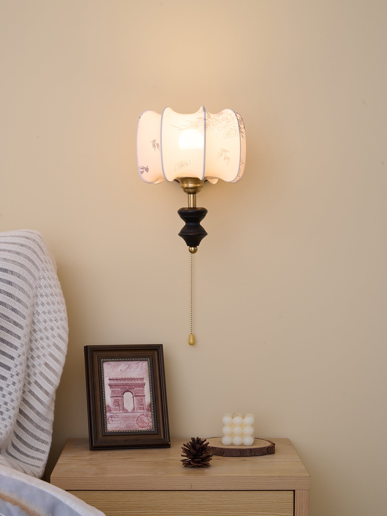Clarendon Wall Lamp - Blowlighting