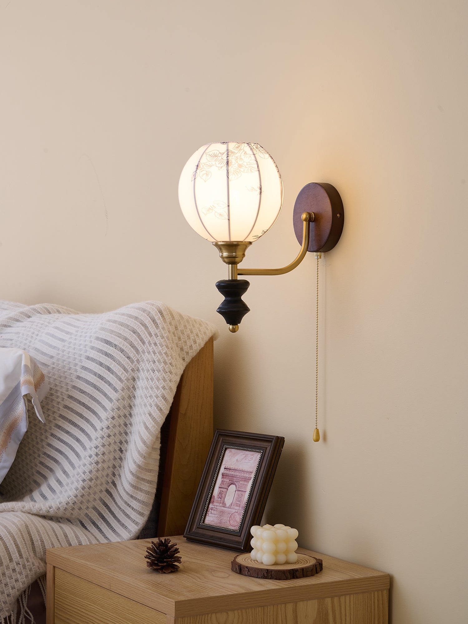 Clarendon Wall Lamp - Blowlighting