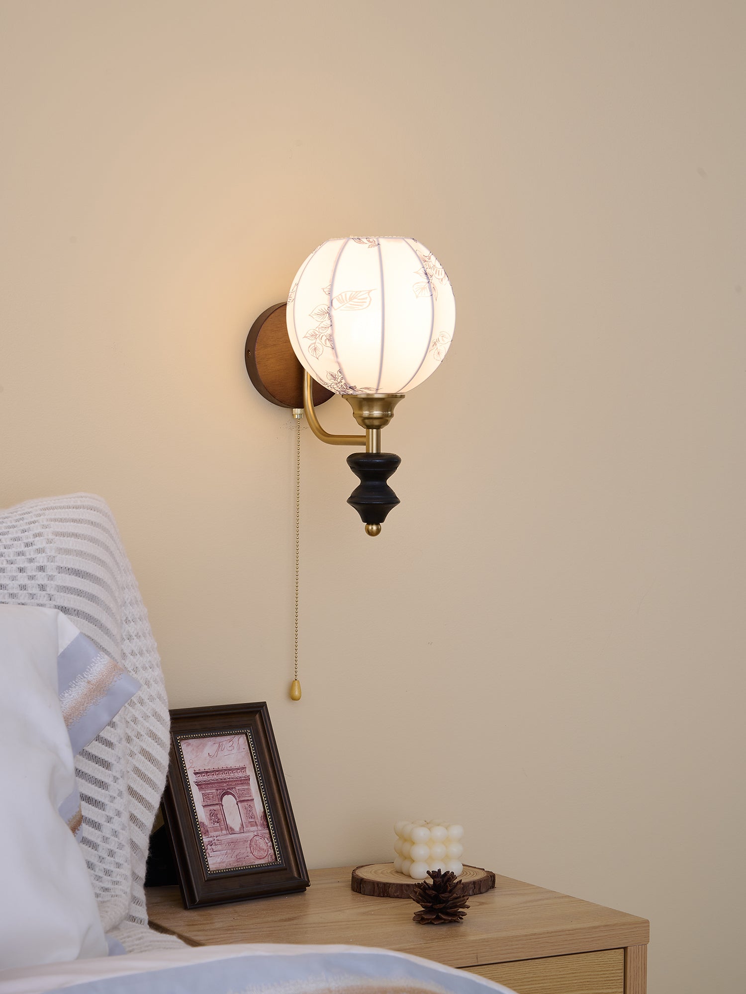 Clarendon Wall Lamp - Blowlighting